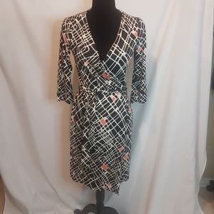DIANEvonFURSTENBERG 100% silk wrap dress